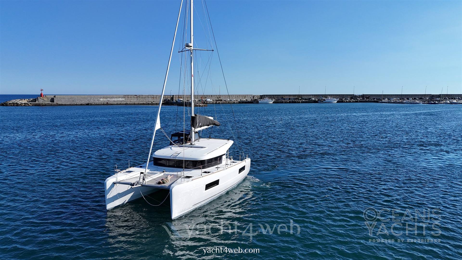 Lagoon 40