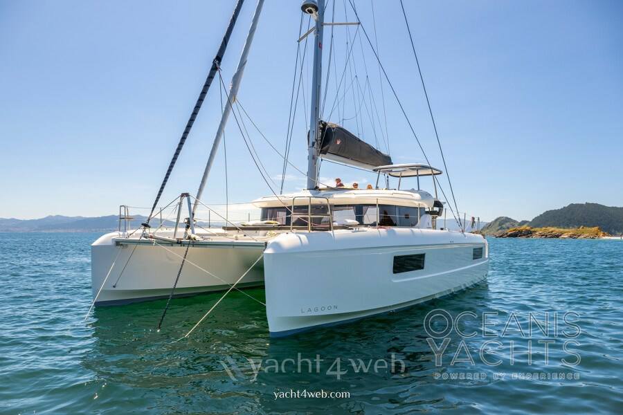 Lagoon 43