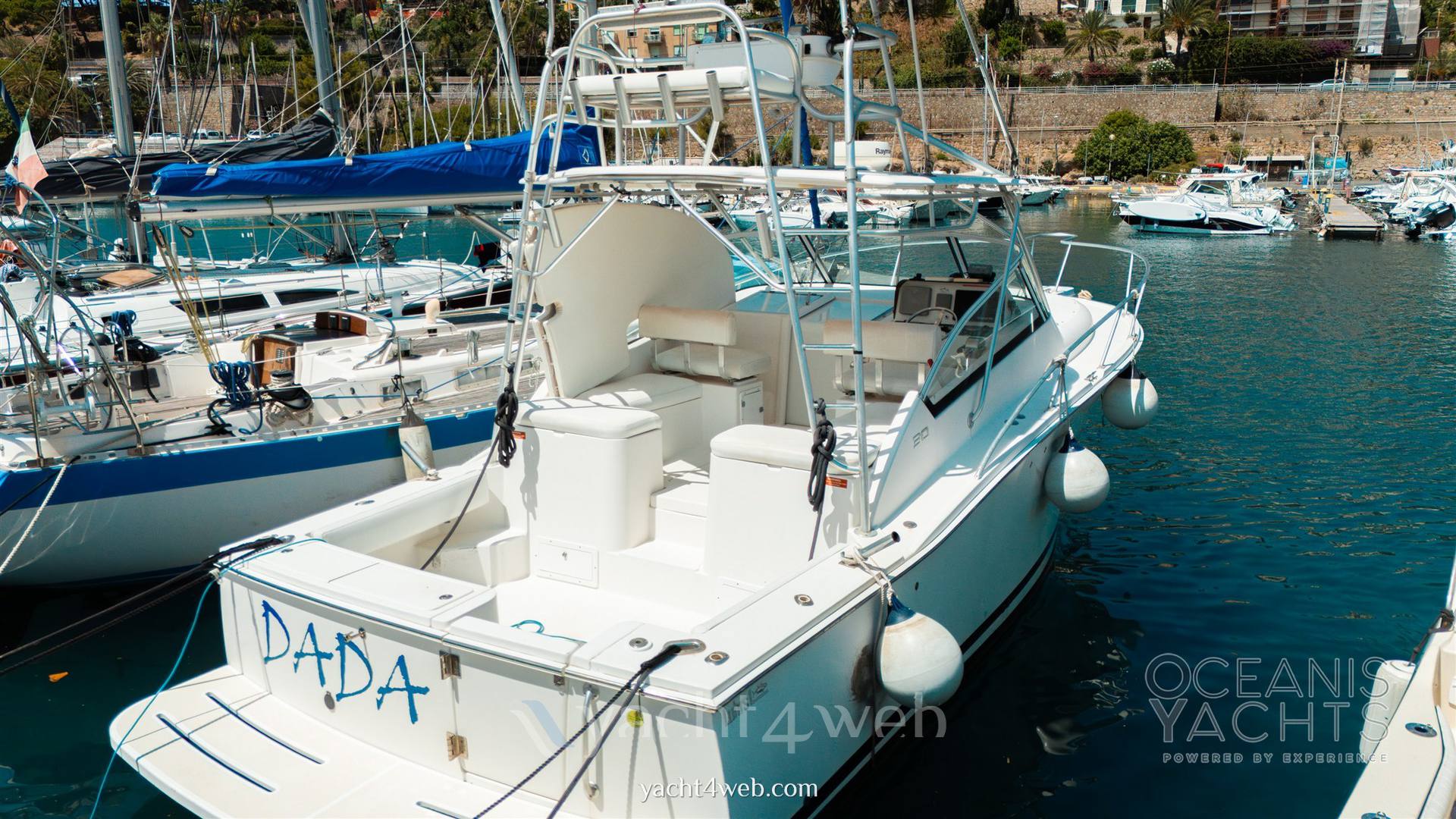 Luhrs 30 open