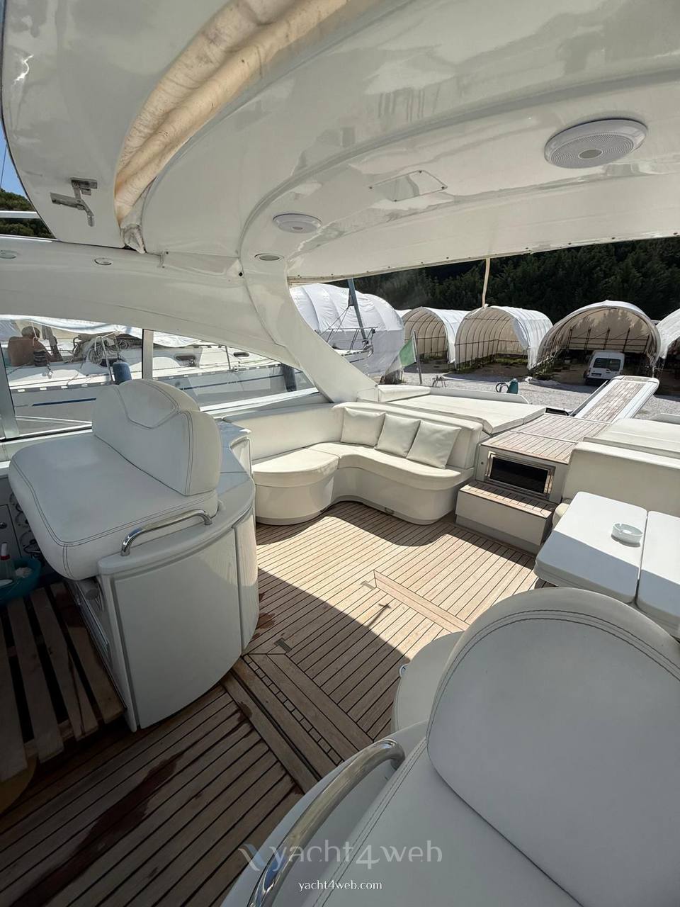 Pershing 54