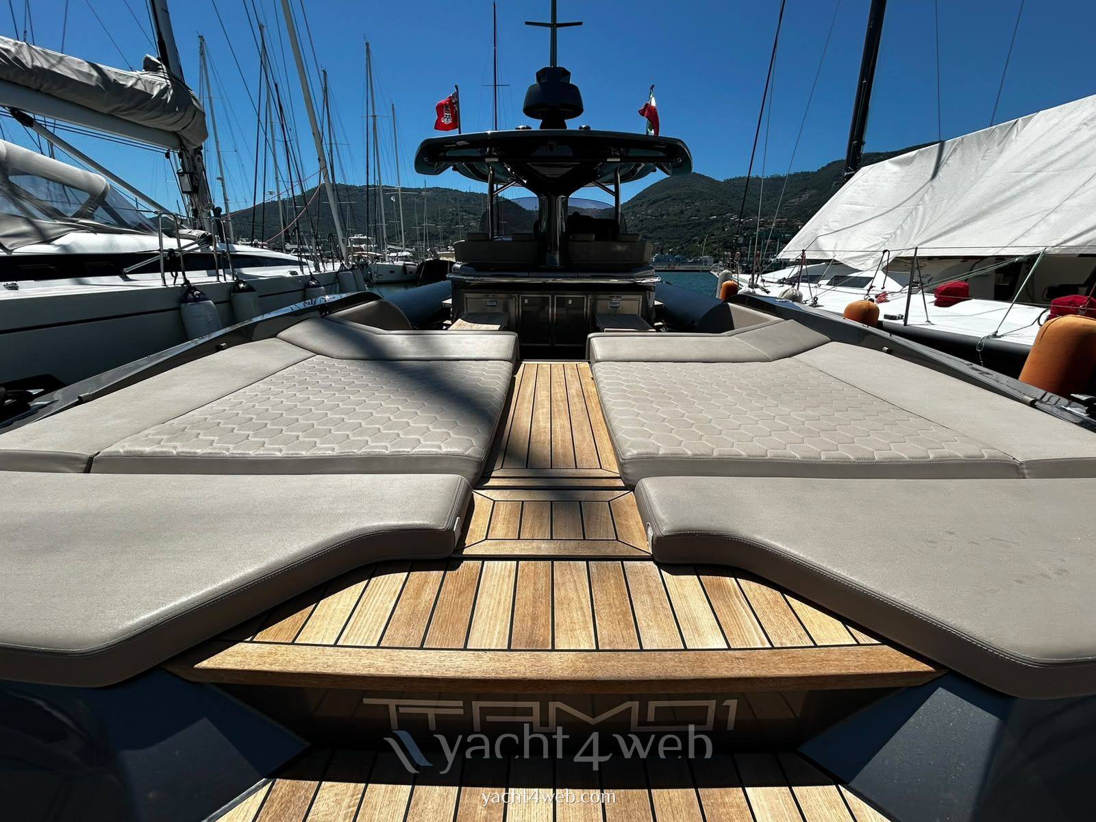 Sacs marine Strider 15