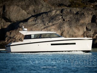 Delta powerboats 33 coupé