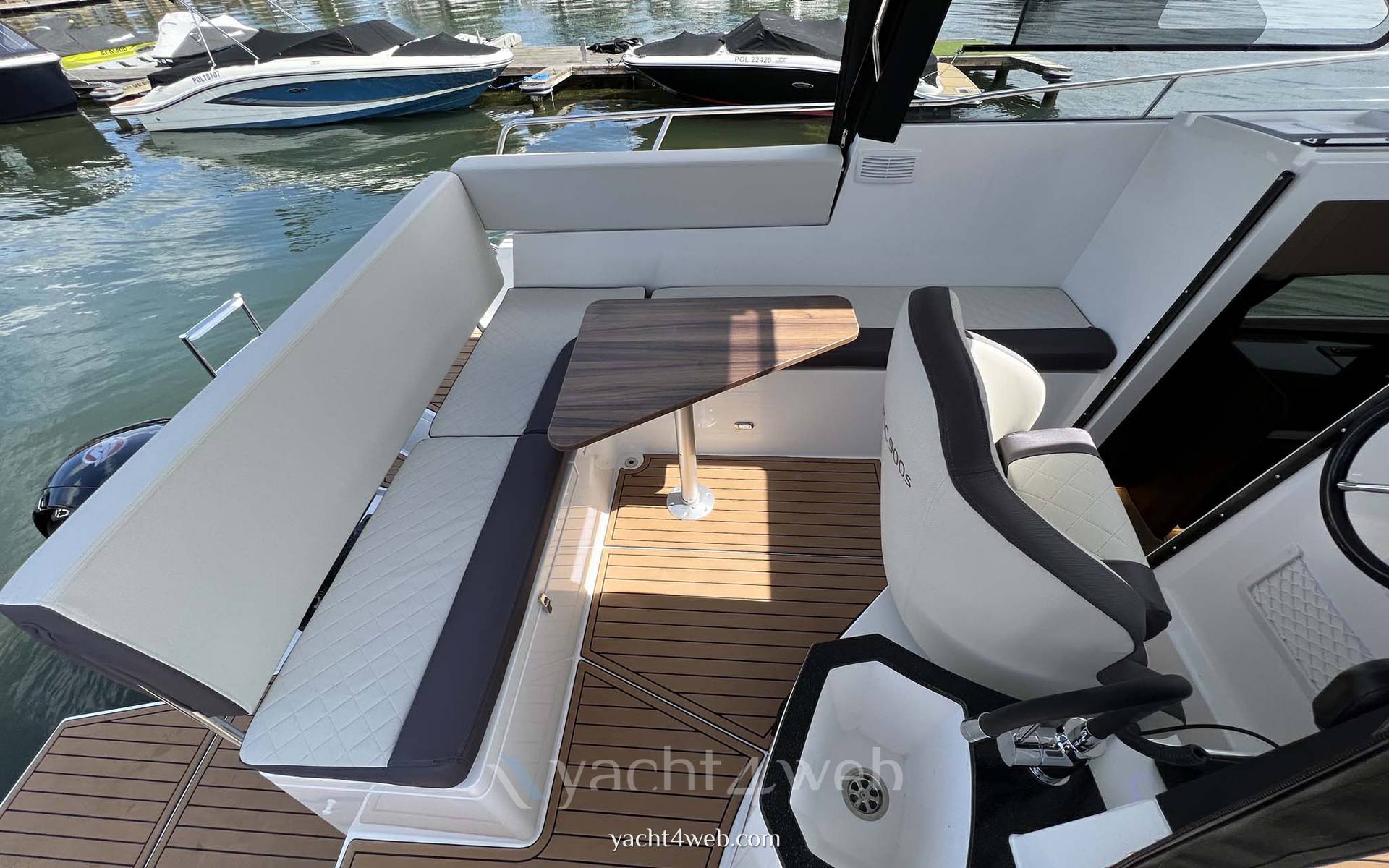 Nautic 990 neon