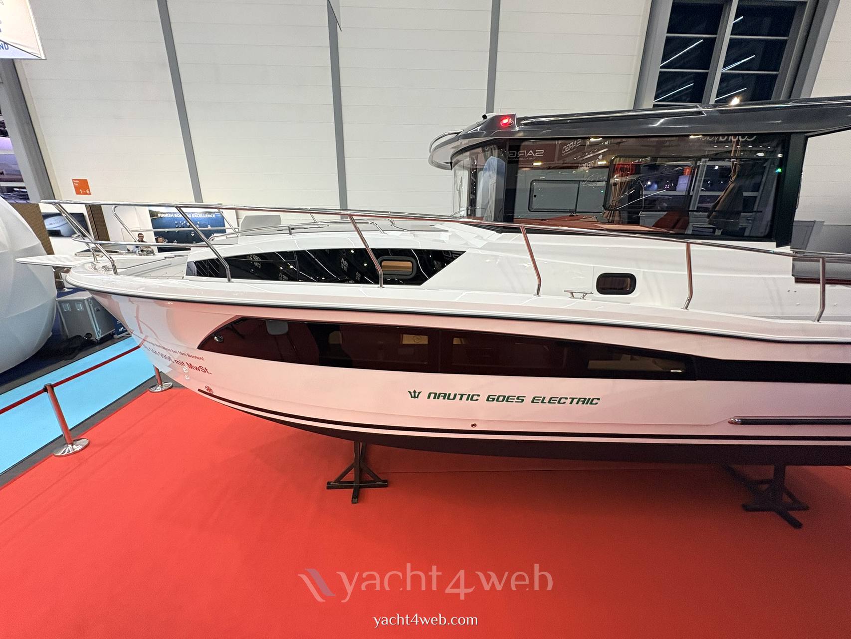 Nautic 990 neon