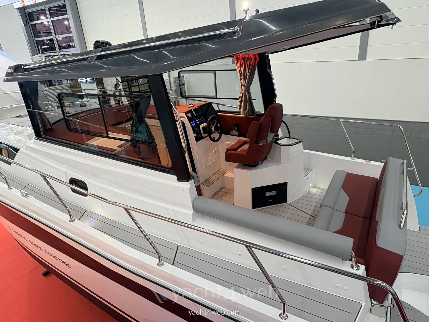 Nautic 990 neon