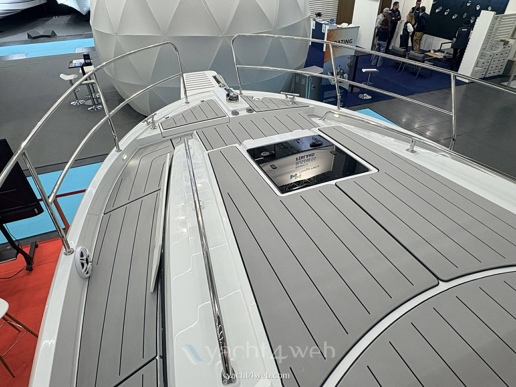 Nautic 990 neon