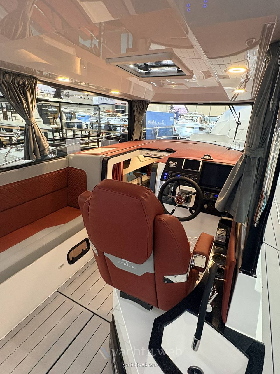 Nautic 990
