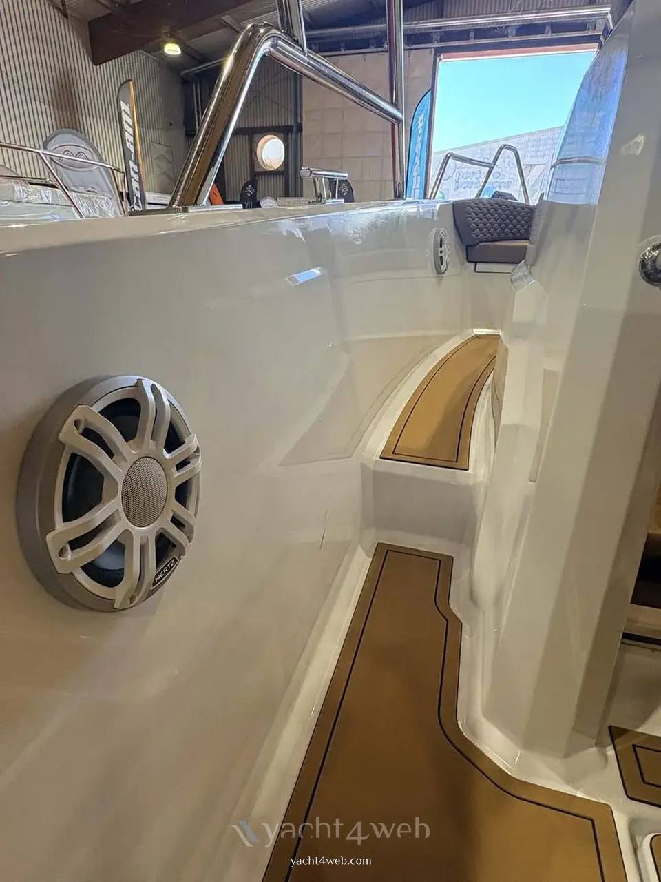 Tardion T24 spacedeck