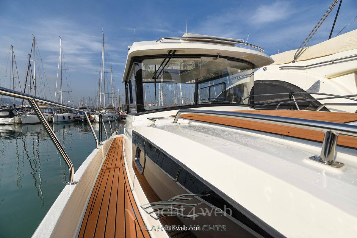 Nautic 990 neon Flybridge usato