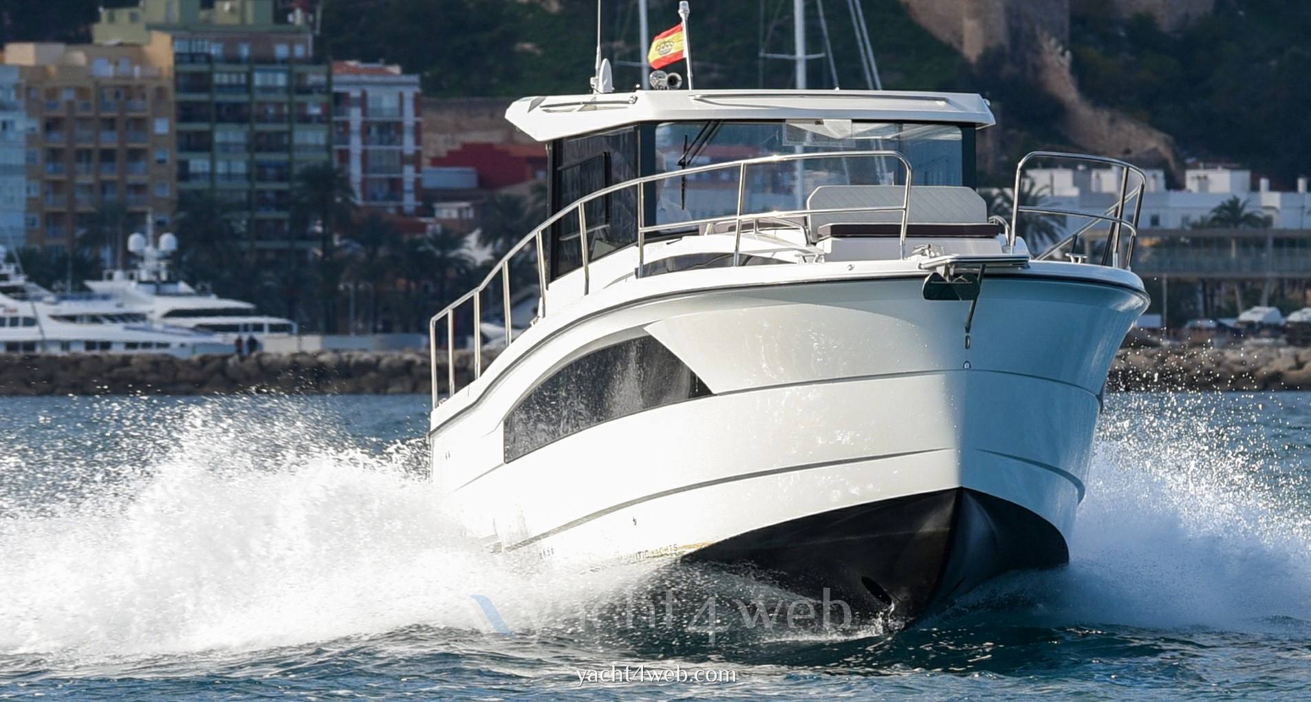 Nautic 990 neon 