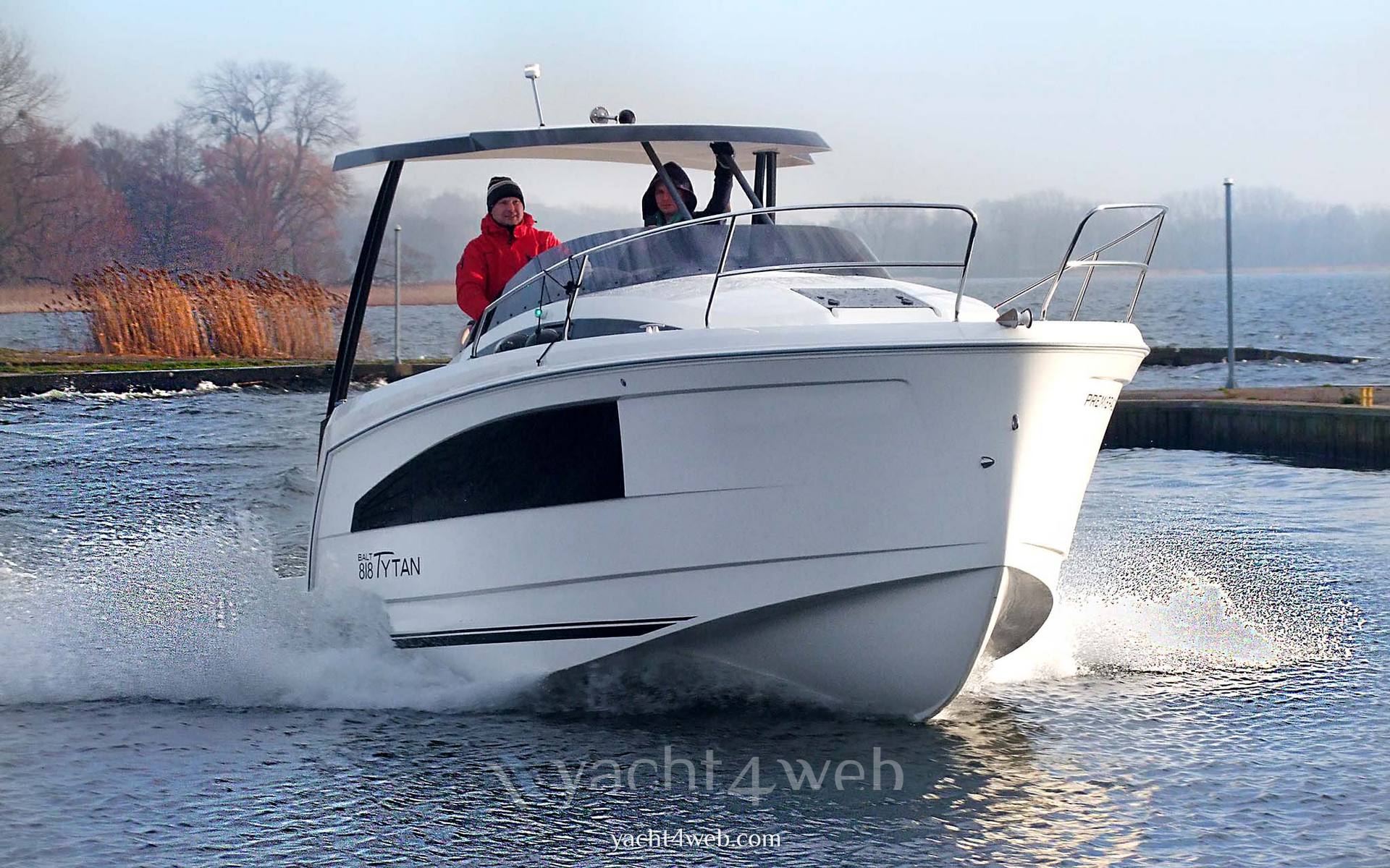 Balt Titanium 818 Flybridge usato