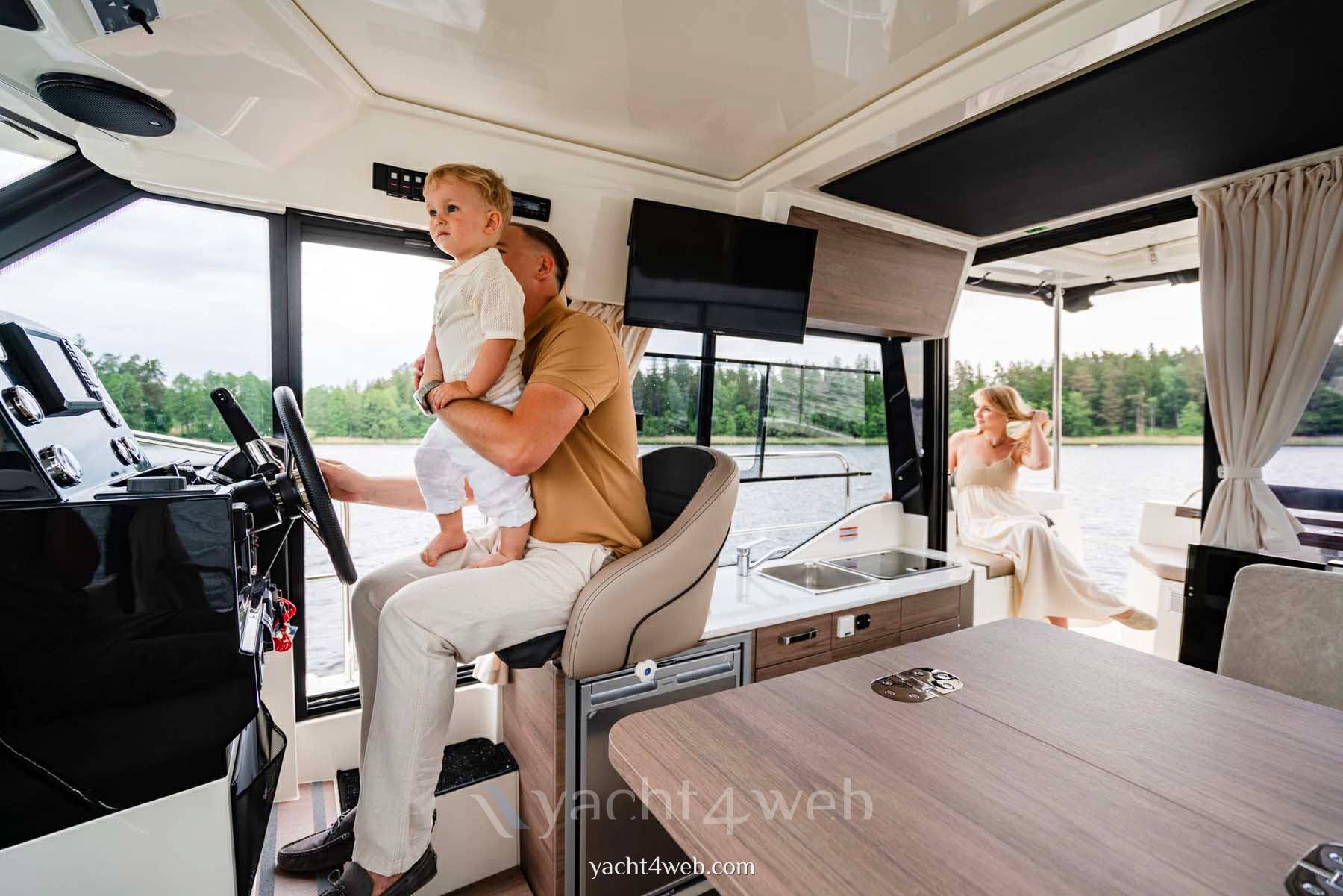 Balt Suncamper 29 Flybridge usato