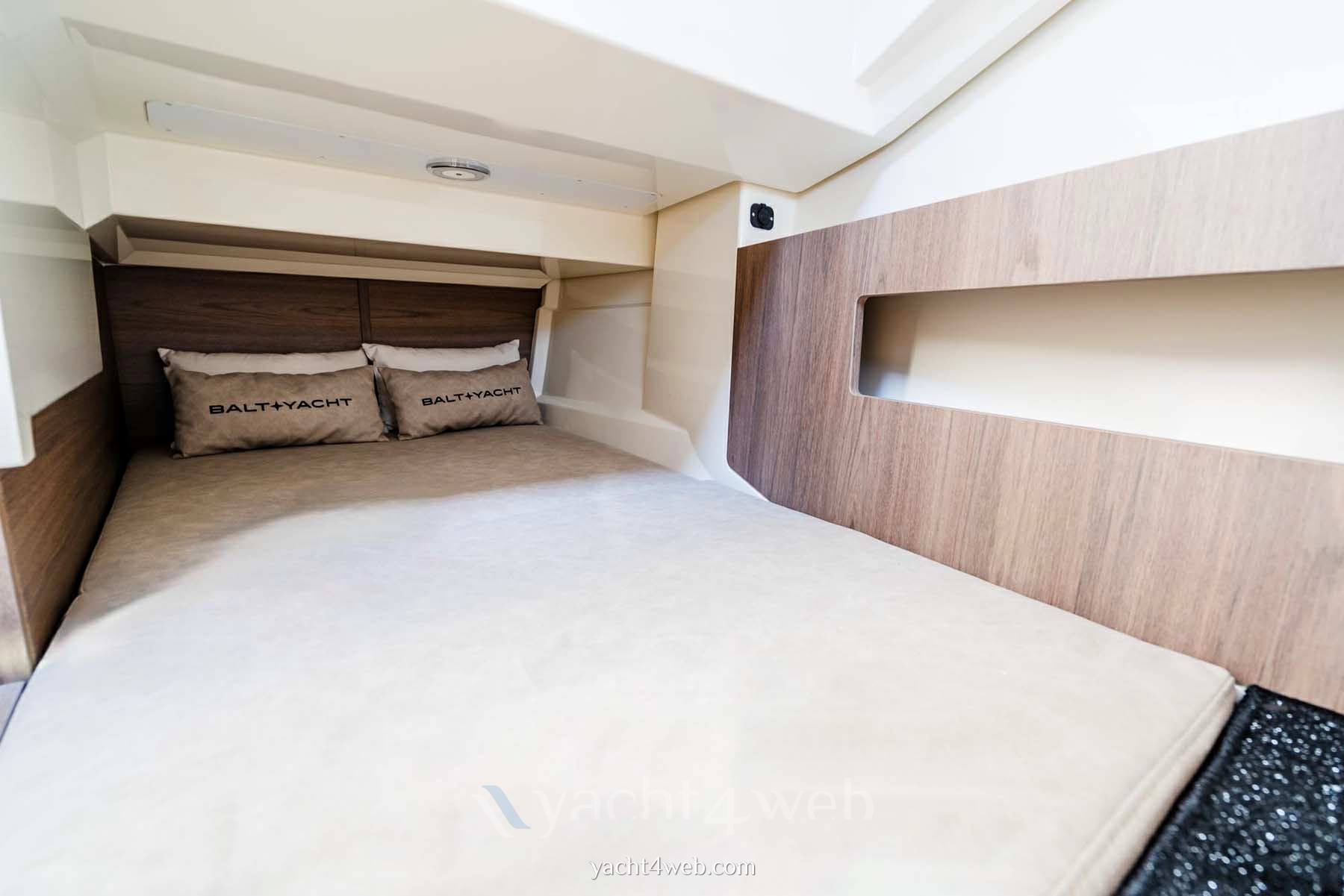 Balt Suncamper 29 barca a motore