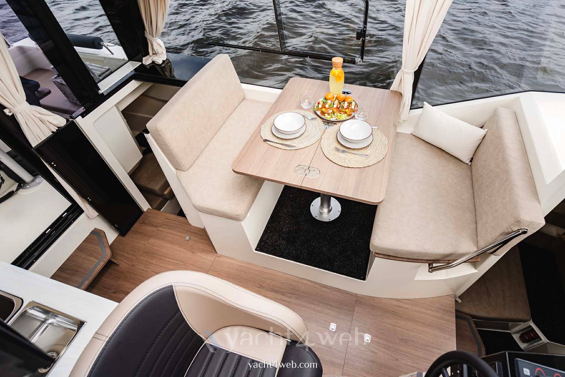 Balt Suncamper 29 Flybridge
