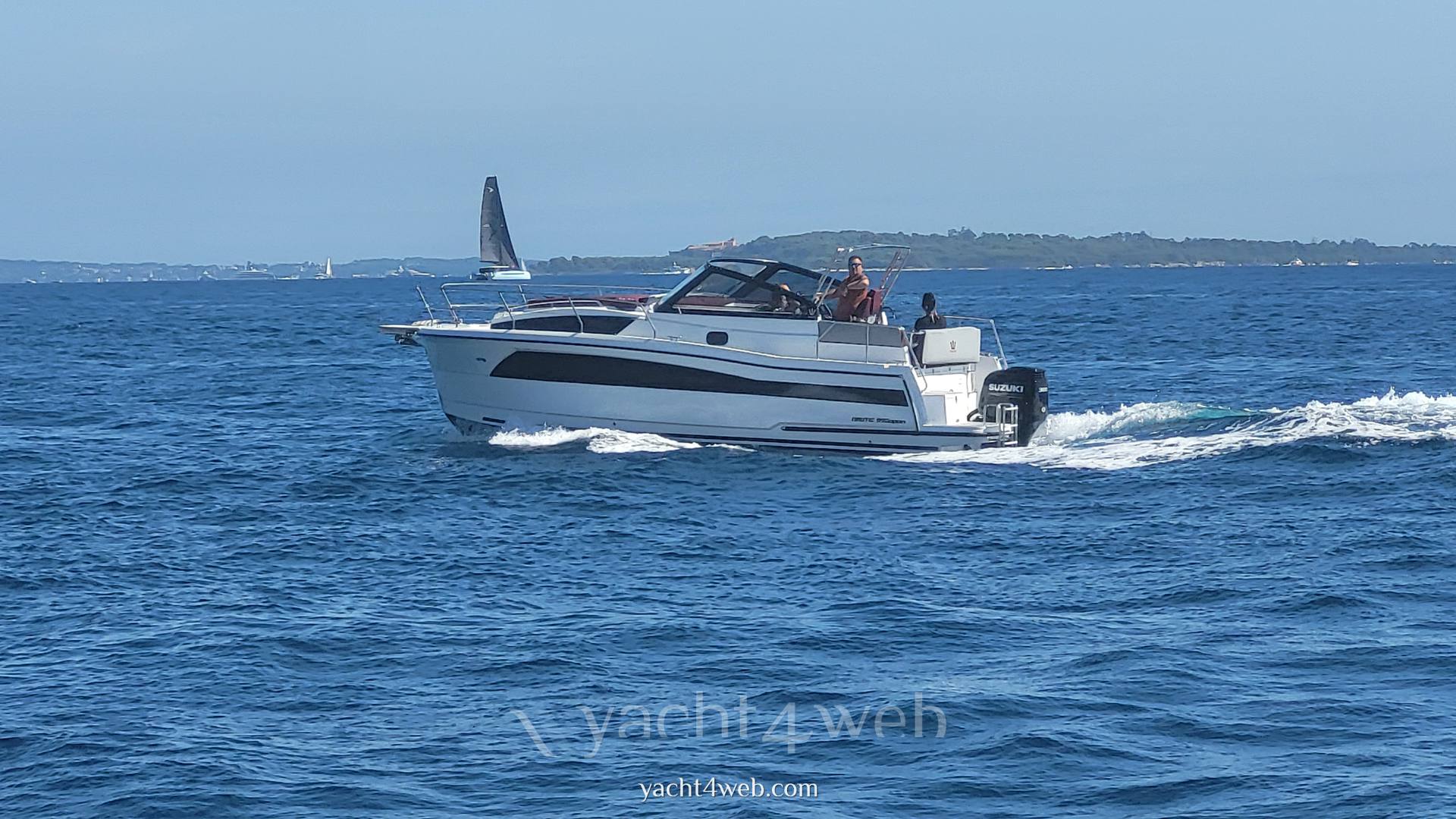Nautic 990 open Flybridge