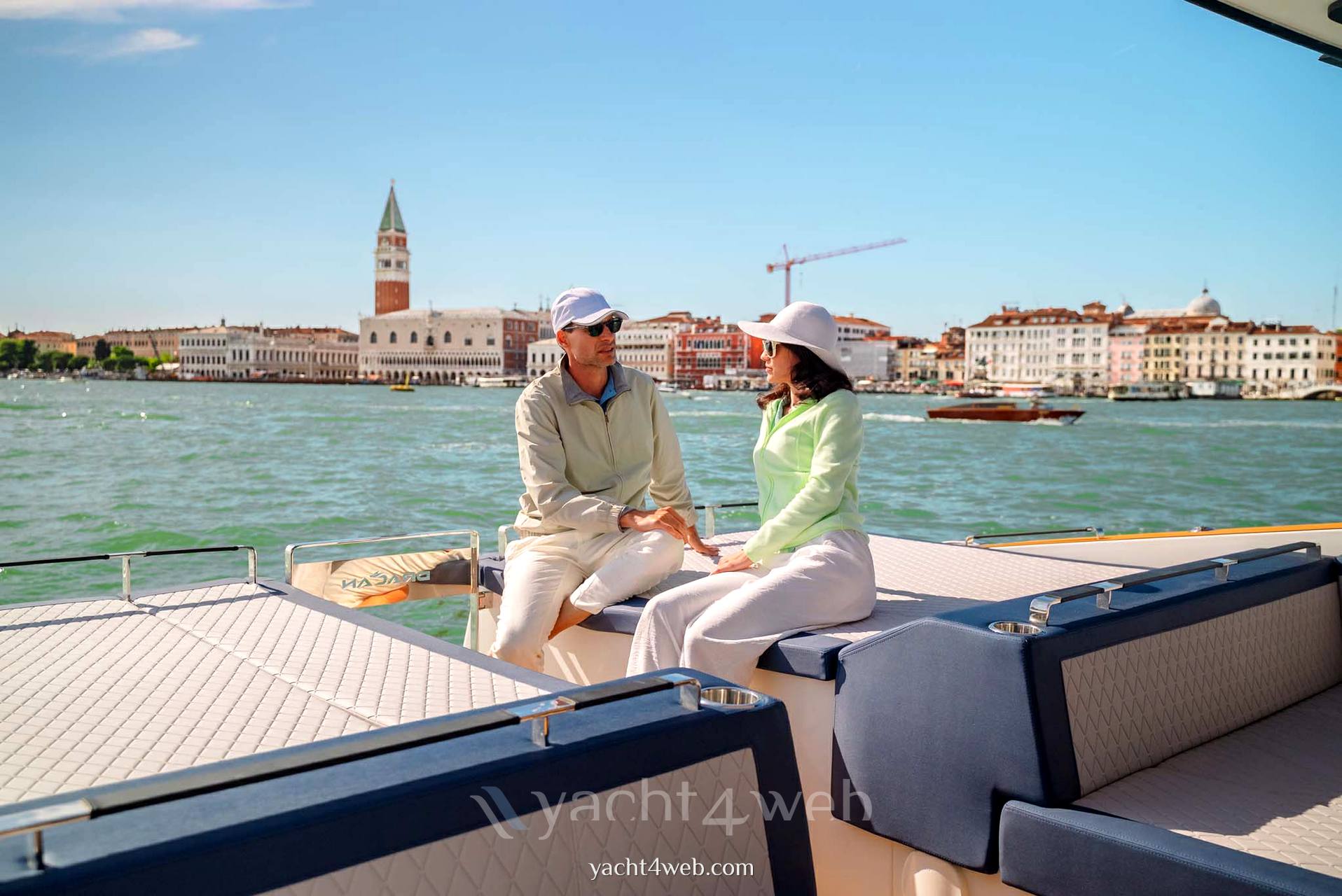 Dracan 42 Flybridge