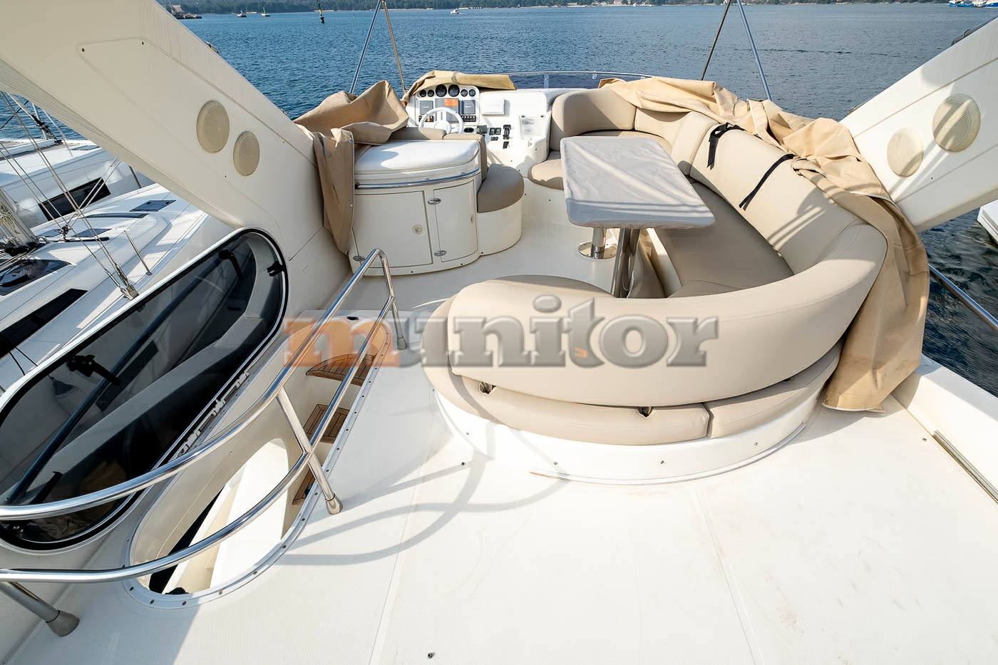 Azimut 50 fly
