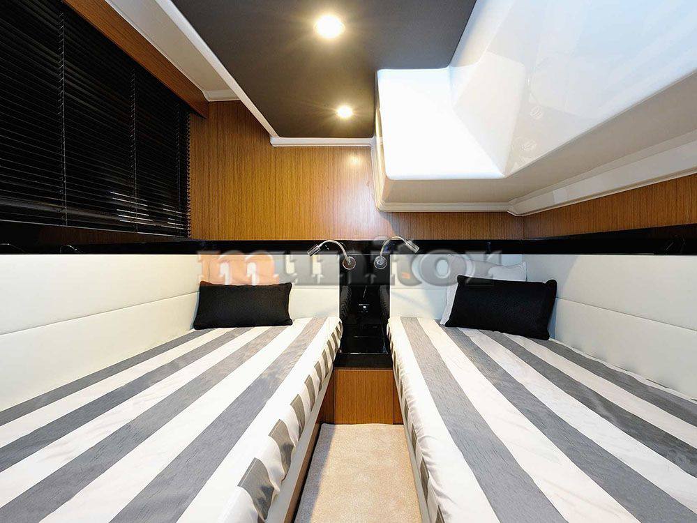 Bavaria Virtess 420 fly