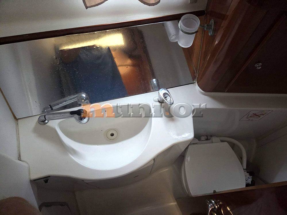 Beneteau Antares 9.80