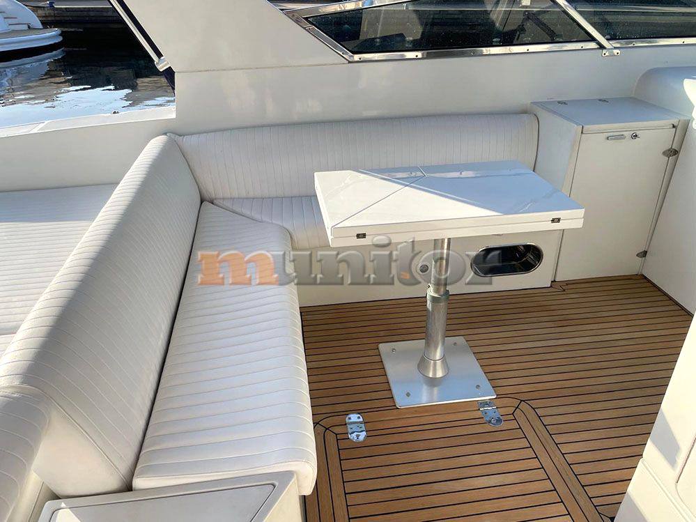 Ferretti Altura 47