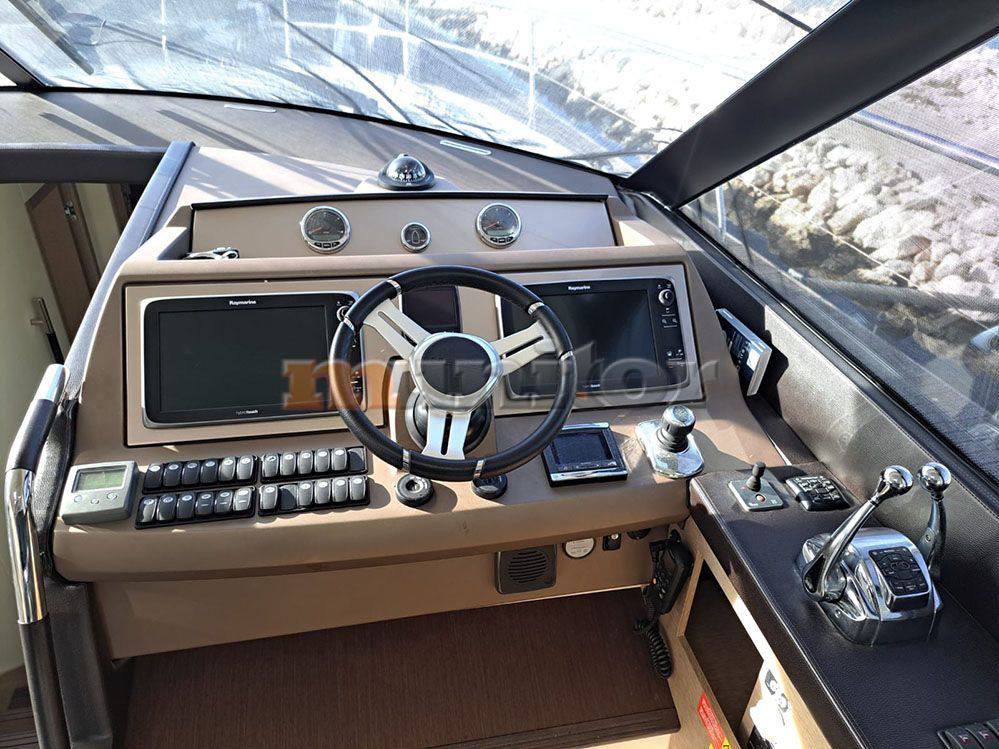 Jeanneau Prestige 550