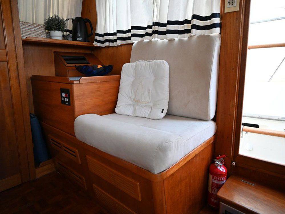 Grand banks 46 classic