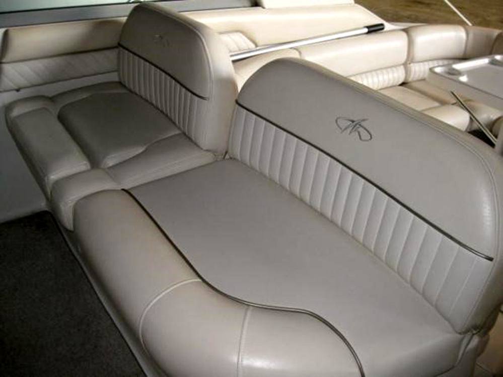 Monterey 322 cr Flybridge usato