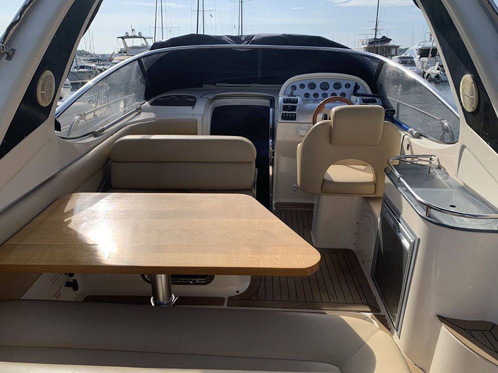 Bavaria 300 sport Barca a motore usata in vendita
