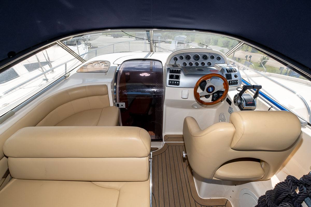 Bavaria 300 sport используется