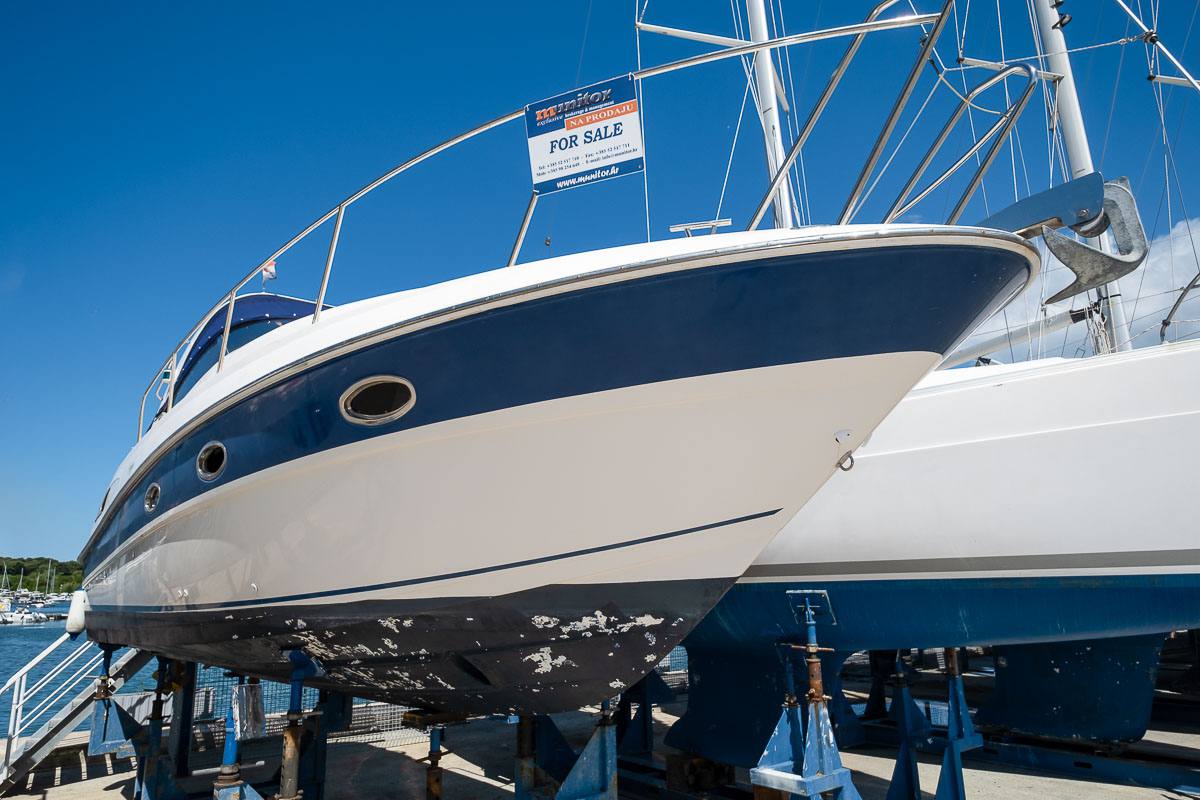 Bavaria 300 sport 