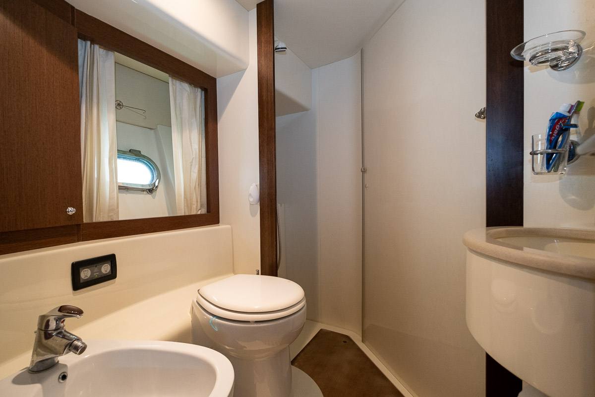 Ferretti FERRETTI 500 Elite Моторная лодка