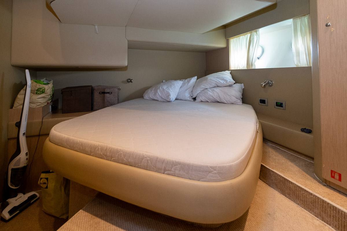 Ferretti FERRETTI 500 Elite Флайбридж