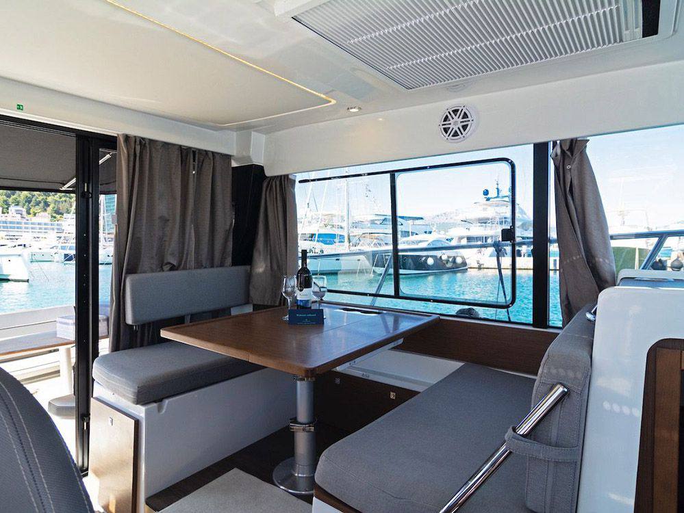 Jeanneau Merry fisher 1095 Flybridge usato