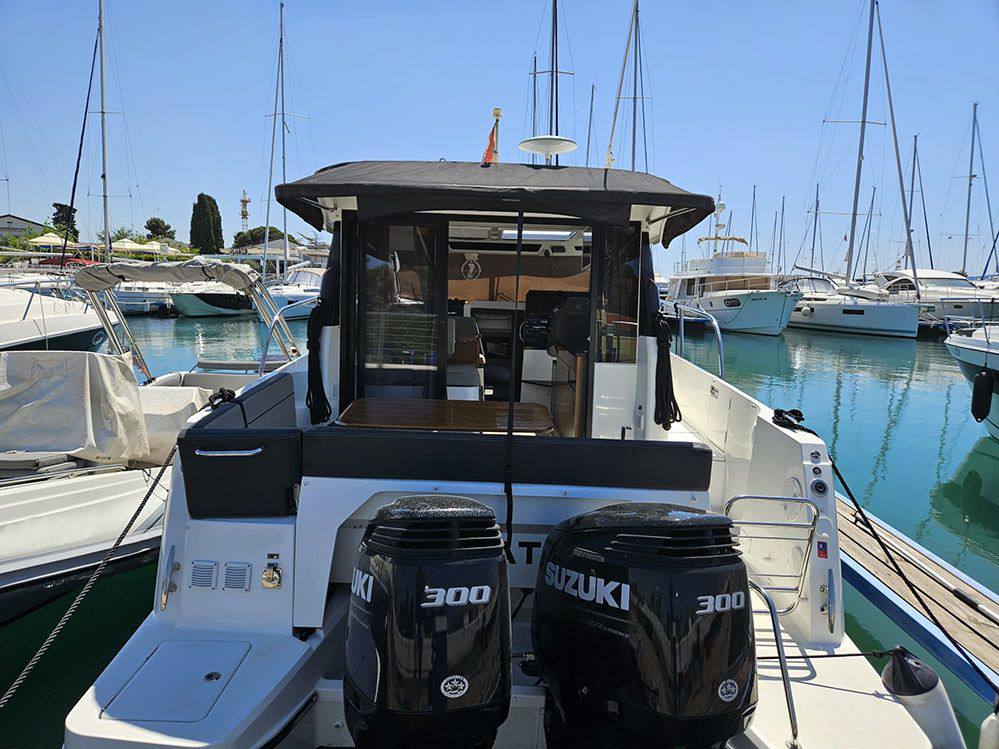 Jeanneau Merry fisher 1095 usato