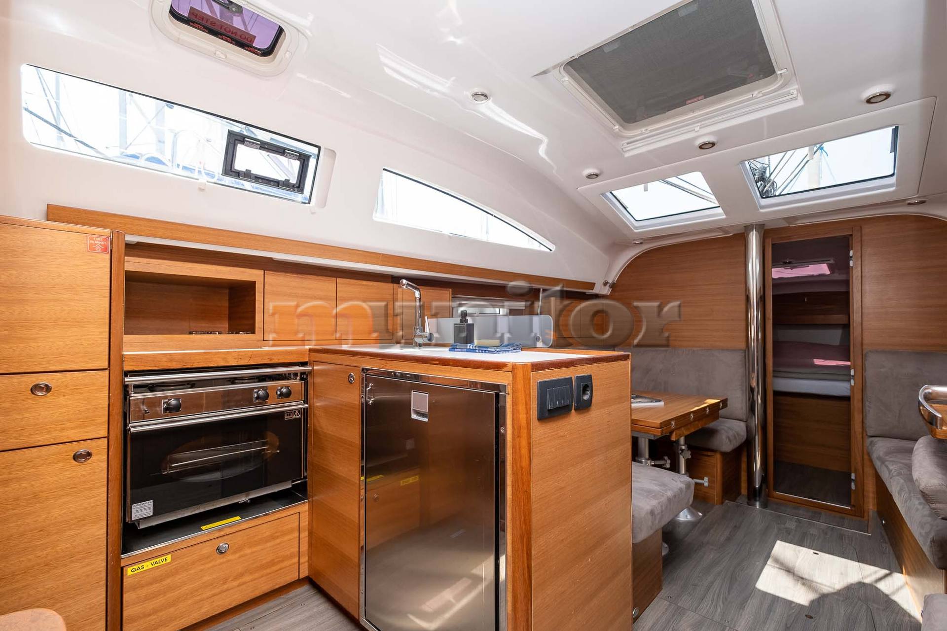 Elan Impression 40.1 Flybridge usado