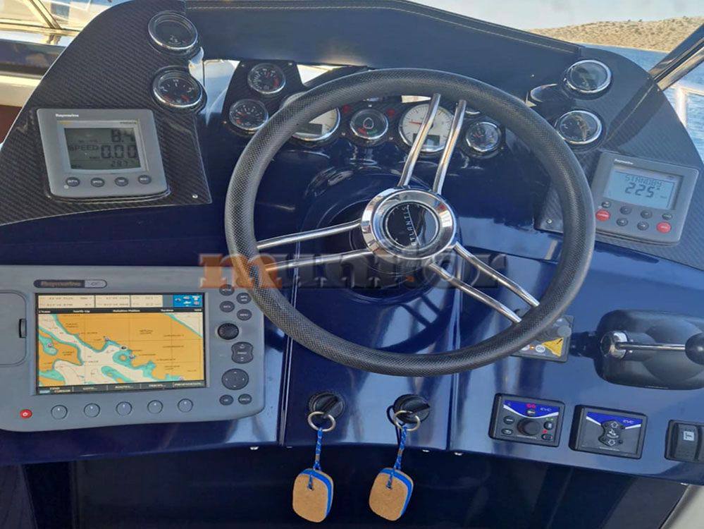 Atlantis 35 bateau à moteur