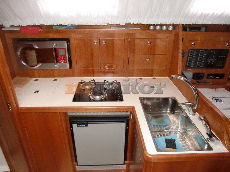 Triplast Y 40 Flybridge