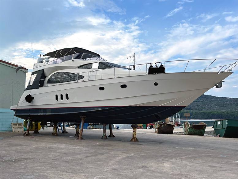 Cayman CAYMAN 62 Cyber 