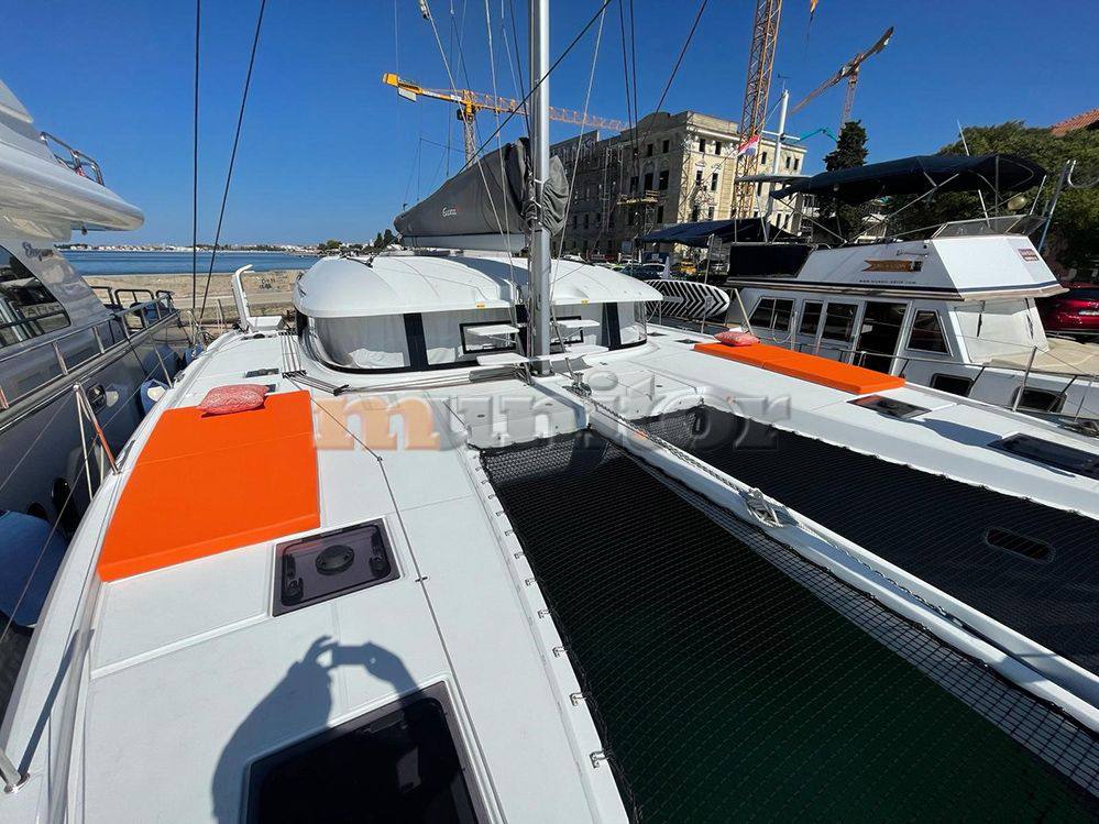 Excess 14 Flybridge