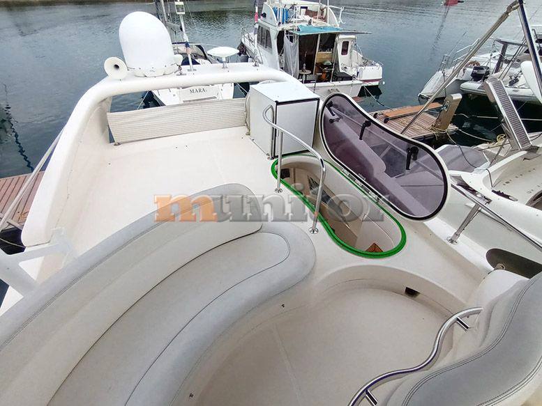 Azimut 42 evolution Флайбридж используется