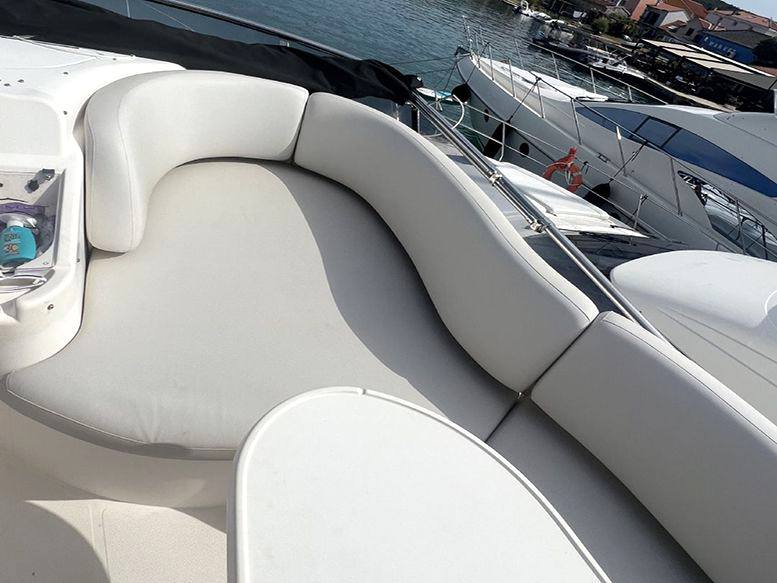 Azimut 50 fly Моторная лодка используется для продажи
