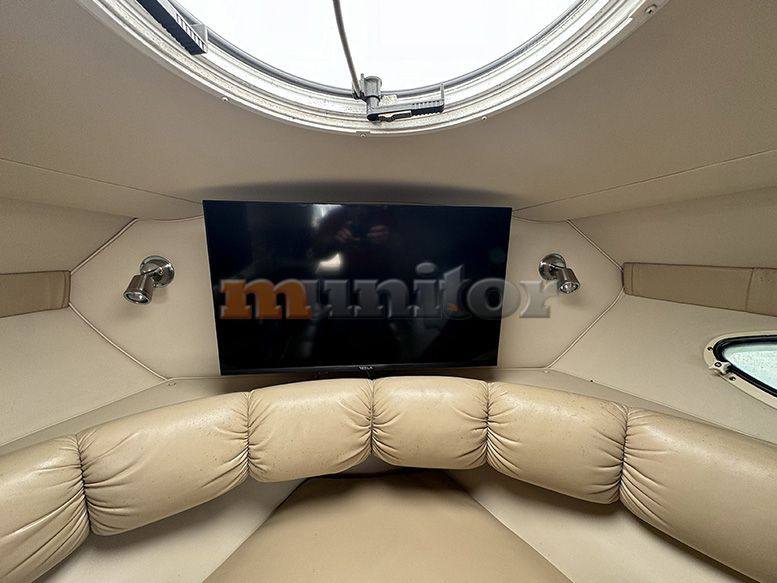 Larson 274 cabrio 照片