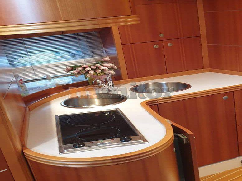 Salpa 38.5 laver Флайбридж