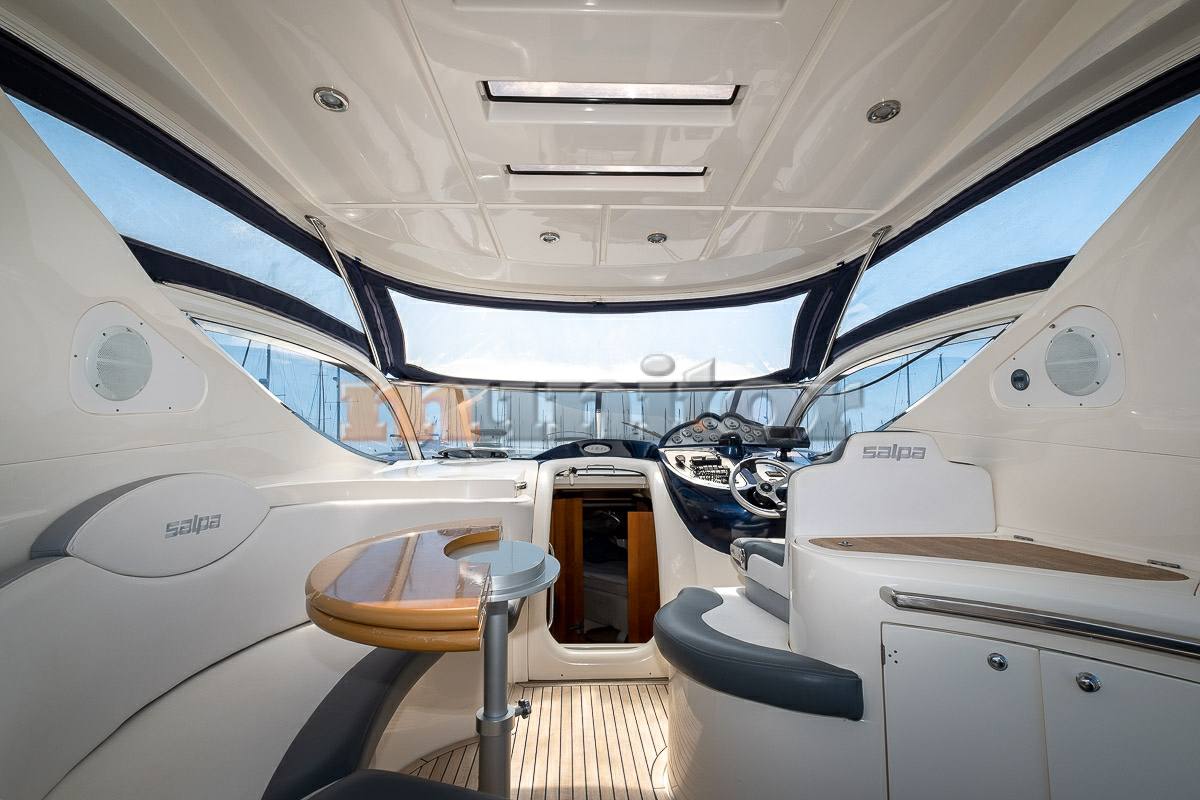 Salpa 39.5 ht Флайбридж