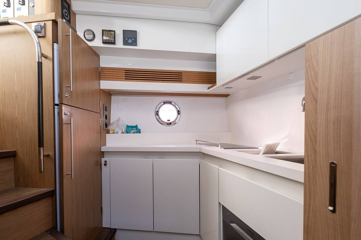 Beneteau Gran turismo 44 barca a motore