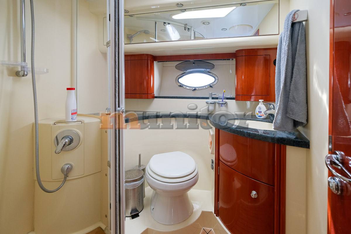 Fairline FAIRLINE Phantom 50 يستخدم