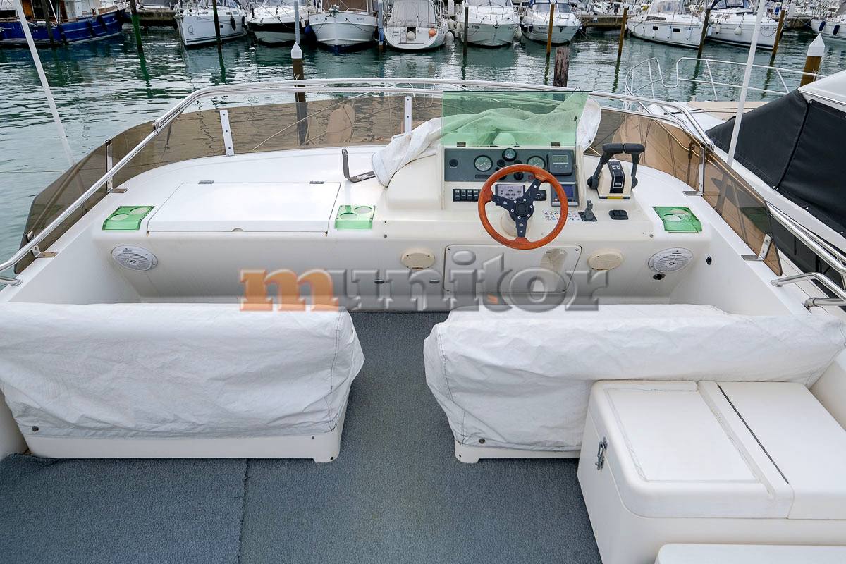 Princess 48-50 fly Flybridge