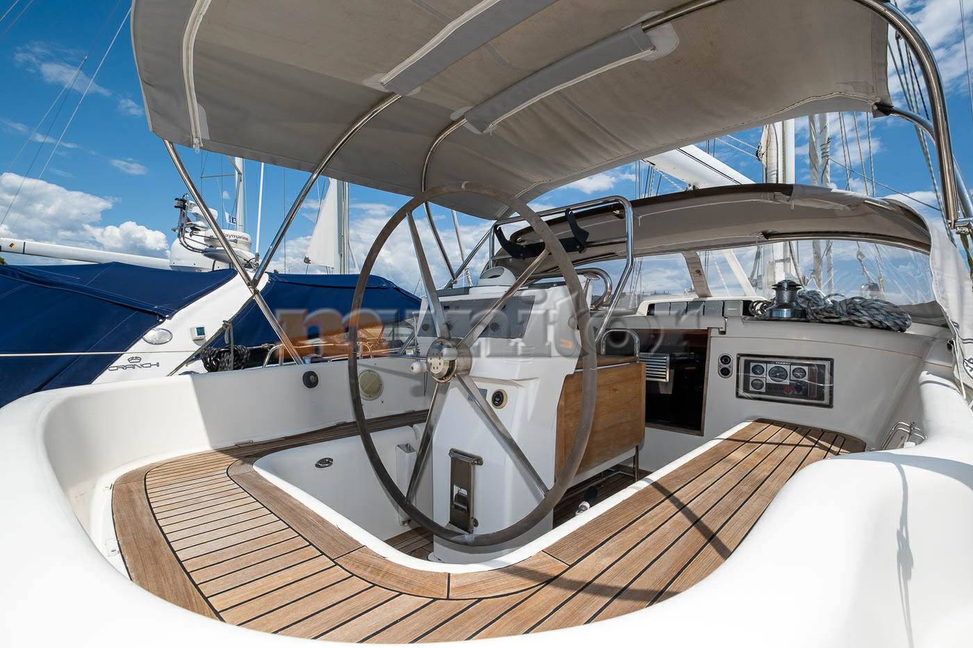 Oyster yachts Oyster 53 ds используется