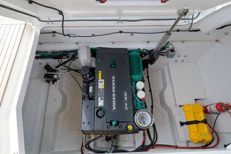 Jeanneau Leader 30 barca a motore