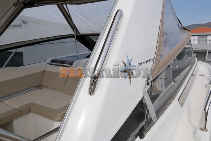 Jeanneau Leader 30 fotografia
